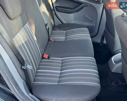 Черный Форд Фокус, объемом двигателя 1.6 л и пробегом 205 тыс. км за 6200 $, фото 11 на Automoto.ua