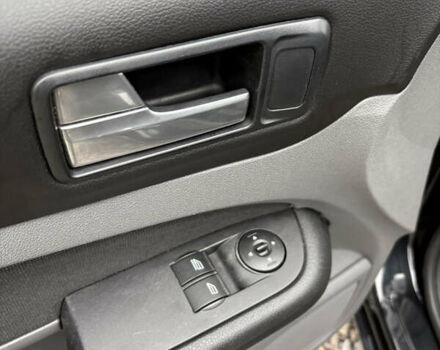 Черный Форд Фокус, объемом двигателя 1.6 л и пробегом 233 тыс. км за 5900 $, фото 14 на Automoto.ua