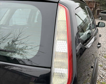 Чорний Форд Фокус, об'ємом двигуна 1.6 л та пробігом 233 тис. км за 6000 $, фото 53 на Automoto.ua