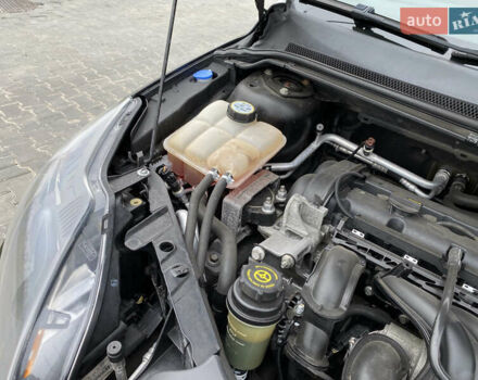 Черный Форд Фокус, объемом двигателя 1.6 л и пробегом 214 тыс. км за 6150 $, фото 54 на Automoto.ua