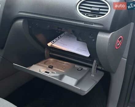 Чорний Форд Фокус, об'ємом двигуна 1.6 л та пробігом 320 тис. км за 5300 $, фото 34 на Automoto.ua