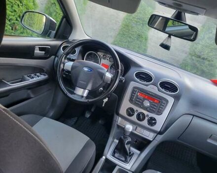 Чорний Форд Фокус, об'ємом двигуна 1.6 л та пробігом 197 тис. км за 4999 $, фото 23 на Automoto.ua