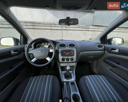 Чорний Форд Фокус, об'ємом двигуна 1.6 л та пробігом 208 тис. км за 6500 $, фото 10 на Automoto.ua