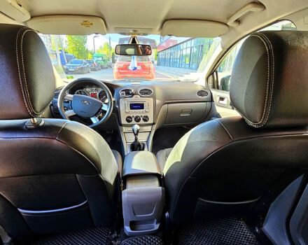 Чорний Форд Фокус, об'ємом двигуна 1.6 л та пробігом 281 тис. км за 5500 $, фото 4 на Automoto.ua