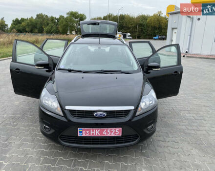 Черный Форд Фокус, объемом двигателя 1.6 л и пробегом 214 тыс. км за 6150 $, фото 18 на Automoto.ua