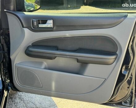 Черный Форд Фокус, объемом двигателя 1.6 л и пробегом 285 тыс. км за 6190 $, фото 23 на Automoto.ua