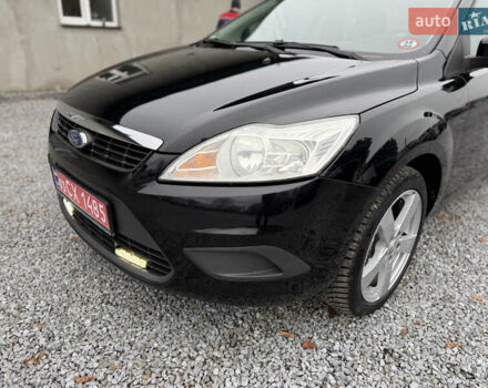 Черный Форд Фокус, объемом двигателя 1.6 л и пробегом 195 тыс. км за 5700 $, фото 67 на Automoto.ua