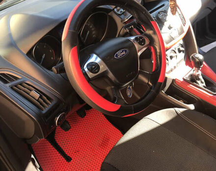 Черный Форд Фокус, объемом двигателя 1.6 л и пробегом 250 тыс. км за 6700 $, фото 13 на Automoto.ua