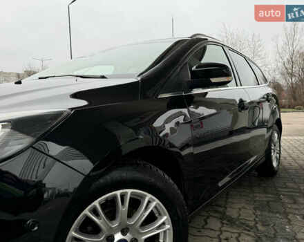 Черный Форд Фокус, объемом двигателя 1.6 л и пробегом 243 тыс. км за 8350 $, фото 27 на Automoto.ua