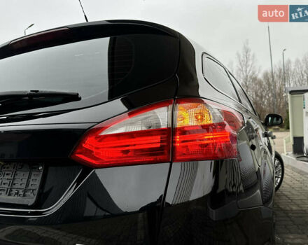 Черный Форд Фокус, объемом двигателя 1.6 л и пробегом 243 тыс. км за 8350 $, фото 55 на Automoto.ua