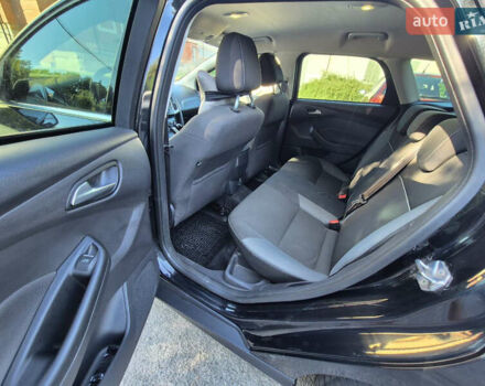 Черный Форд Фокус, объемом двигателя 1.6 л и пробегом 242 тыс. км за 7999 $, фото 11 на Automoto.ua