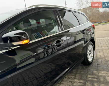 Черный Форд Фокус, объемом двигателя 1.6 л и пробегом 243 тыс. км за 8350 $, фото 32 на Automoto.ua