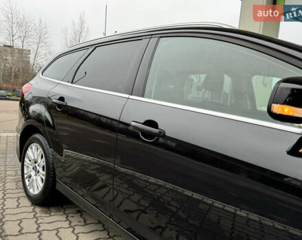 Черный Форд Фокус, объемом двигателя 1.6 л и пробегом 243 тыс. км за 8350 $, фото 14 на Automoto.ua