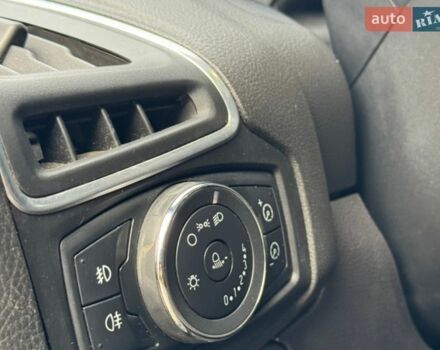 Чорний Форд Фокус, об'ємом двигуна 1.6 л та пробігом 225 тис. км за 6999 $, фото 28 на Automoto.ua