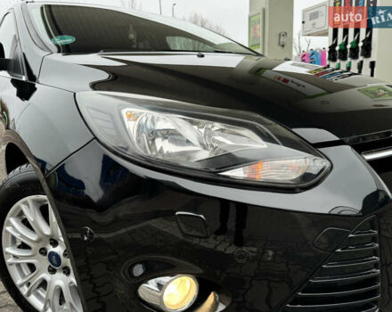 Черный Форд Фокус, объемом двигателя 1.6 л и пробегом 243 тыс. км за 8350 $, фото 6 на Automoto.ua