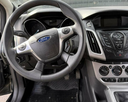 Черный Форд Фокус, объемом двигателя 1.6 л и пробегом 205 тыс. км за 7000 $, фото 10 на Automoto.ua