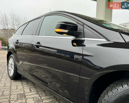 Черный Форд Фокус, объемом двигателя 1.6 л и пробегом 243 тыс. км за 8350 $, фото 12 на Automoto.ua
