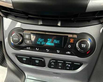 Черный Форд Фокус, объемом двигателя 1.6 л и пробегом 243 тыс. км за 8600 $, фото 2 на Automoto.ua