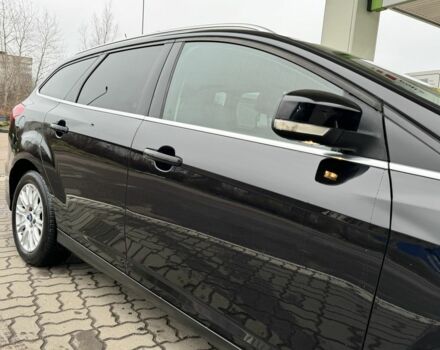 Черный Форд Фокус, объемом двигателя 1.6 л и пробегом 243 тыс. км за 8350 $, фото 3 на Automoto.ua