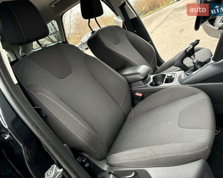 Черный Форд Фокус, объемом двигателя 1.6 л и пробегом 243 тыс. км за 8350 $, фото 91 на Automoto.ua