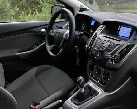 Черный Форд Фокус, объемом двигателя 1.6 л и пробегом 280 тыс. км за 6500 $, фото 12 на Automoto.ua