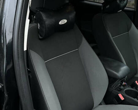 Черный Форд Фокус, объемом двигателя 1.56 л и пробегом 253 тыс. км за 7200 $, фото 19 на Automoto.ua