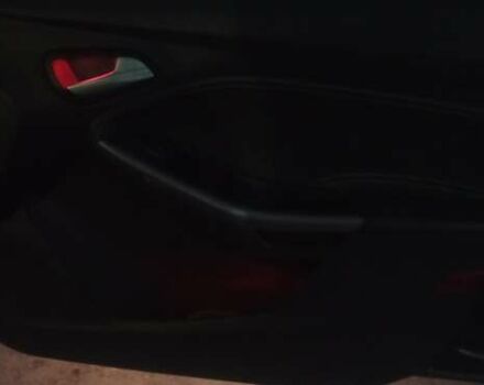 Черный Форд Фокус, объемом двигателя 1.6 л и пробегом 235 тыс. км за 8500 $, фото 5 на Automoto.ua