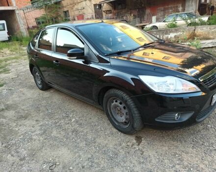 Черный Форд Фокус, объемом двигателя 1.6 л и пробегом 299 тыс. км за 5550 $, фото 2 на Automoto.ua