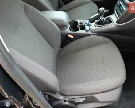 Чорний Форд Фокус, об'ємом двигуна 1.6 л та пробігом 232 тис. км за 8477 $, фото 36 на Automoto.ua