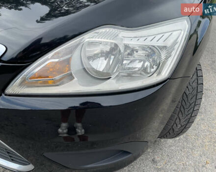 Черный Форд Фокус, объемом двигателя 1.56 л и пробегом 333 тыс. км за 6500 $, фото 12 на Automoto.ua