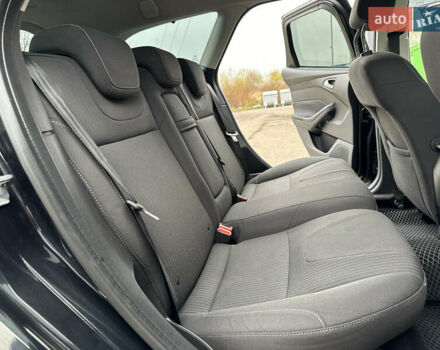 Черный Форд Фокус, объемом двигателя 1.6 л и пробегом 243 тыс. км за 8350 $, фото 104 на Automoto.ua