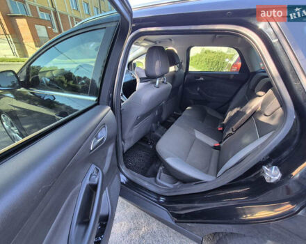Черный Форд Фокус, объемом двигателя 1.6 л и пробегом 242 тыс. км за 7999 $, фото 10 на Automoto.ua