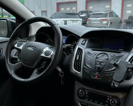 Черный Форд Фокус, объемом двигателя 1.56 л и пробегом 253 тыс. км за 7200 $, фото 15 на Automoto.ua