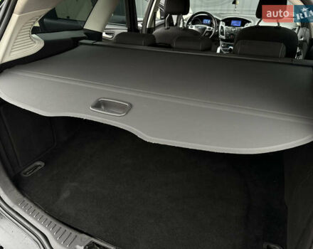 Черный Форд Фокус, объемом двигателя 1.6 л и пробегом 243 тыс. км за 8350 $, фото 112 на Automoto.ua