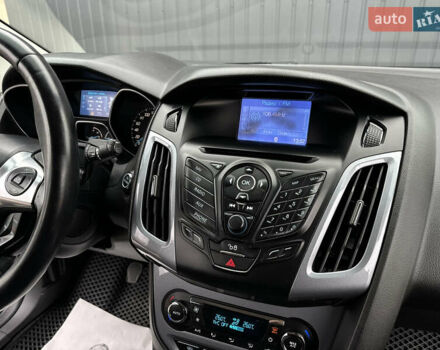 Черный Форд Фокус, объемом двигателя 1.6 л и пробегом 243 тыс. км за 8350 $, фото 95 на Automoto.ua