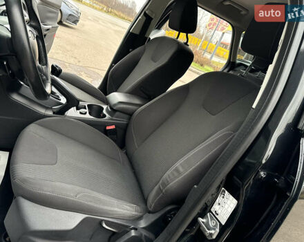 Черный Форд Фокус, объемом двигателя 1.6 л и пробегом 243 тыс. км за 8350 $, фото 66 на Automoto.ua