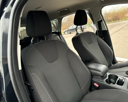 Черный Форд Фокус, объемом двигателя 1.6 л и пробегом 243 тыс. км за 8350 $, фото 15 на Automoto.ua