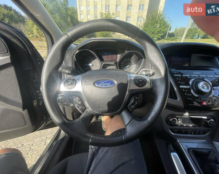 Черный Форд Фокус, объемом двигателя 1.56 л и пробегом 262 тыс. км за 7400 $, фото 7 на Automoto.ua