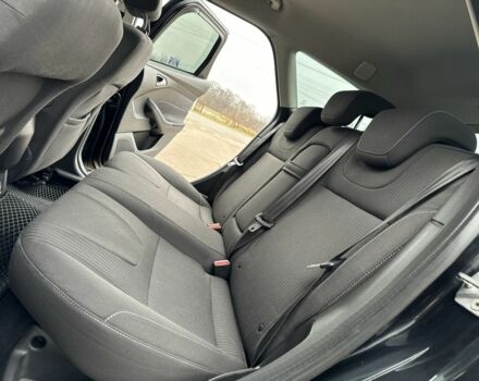 Черный Форд Фокус, объемом двигателя 1.6 л и пробегом 243 тыс. км за 8350 $, фото 19 на Automoto.ua