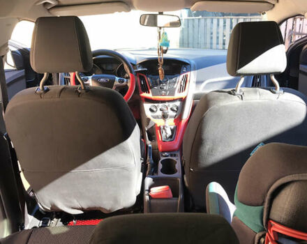 Черный Форд Фокус, объемом двигателя 1.6 л и пробегом 250 тыс. км за 6700 $, фото 11 на Automoto.ua