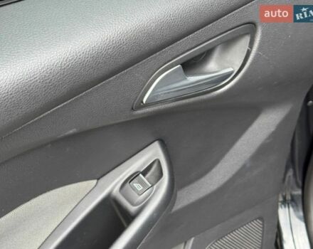 Чорний Форд Фокус, об'ємом двигуна 1.6 л та пробігом 225 тис. км за 6999 $, фото 50 на Automoto.ua