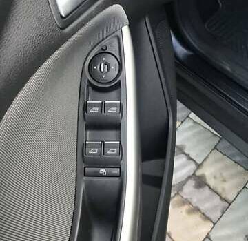 Чорний Форд Фокус, об'ємом двигуна 1.6 л та пробігом 282 тис. км за 6900 $, фото 31 на Automoto.ua