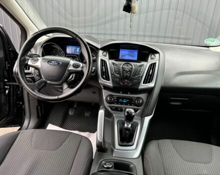 Черный Форд Фокус, объемом двигателя 1.6 л и пробегом 243 тыс. км за 8600 $, фото 3 на Automoto.ua