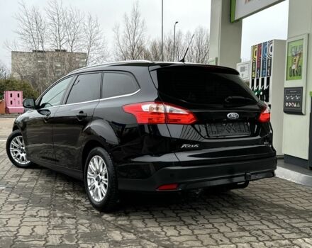 Черный Форд Фокус, объемом двигателя 1.6 л и пробегом 243 тыс. км за 8350 $, фото 4 на Automoto.ua