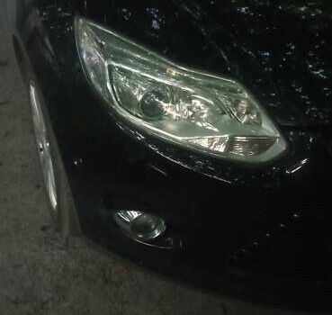 Черный Форд Фокус, объемом двигателя 1.6 л и пробегом 235 тыс. км за 8500 $, фото 2 на Automoto.ua