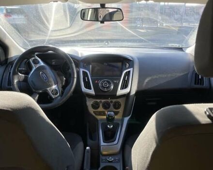 Черный Форд Фокус, объемом двигателя 1.6 л и пробегом 354 тыс. км за 6400 $, фото 4 на Automoto.ua