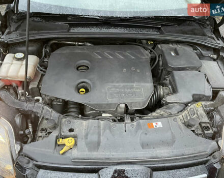 Черный Форд Фокус, объемом двигателя 1.6 л и пробегом 255 тыс. км за 8500 $, фото 39 на Automoto.ua