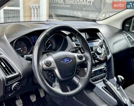 Черный Форд Фокус, объемом двигателя 1.6 л и пробегом 219 тыс. км за 7850 $, фото 6 на Automoto.ua