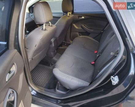 Черный Форд Фокус, объемом двигателя 1.6 л и пробегом 264 тыс. км за 8099 $, фото 9 на Automoto.ua