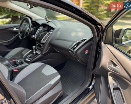 Черный Форд Фокус, объемом двигателя 1.6 л и пробегом 239 тыс. км за 8200 $, фото 15 на Automoto.ua